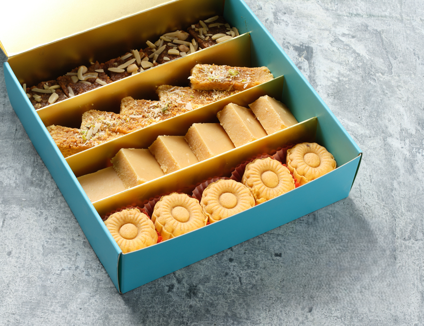 Box 7(1kg) Premium Sweets